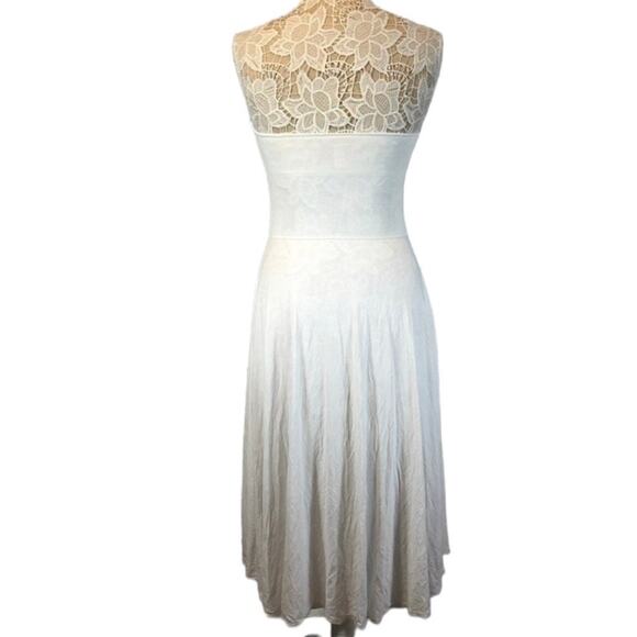 Victoria’s Secret Long White Strapless tube dress built in bra 34 D size medium - Picture 3 of 16